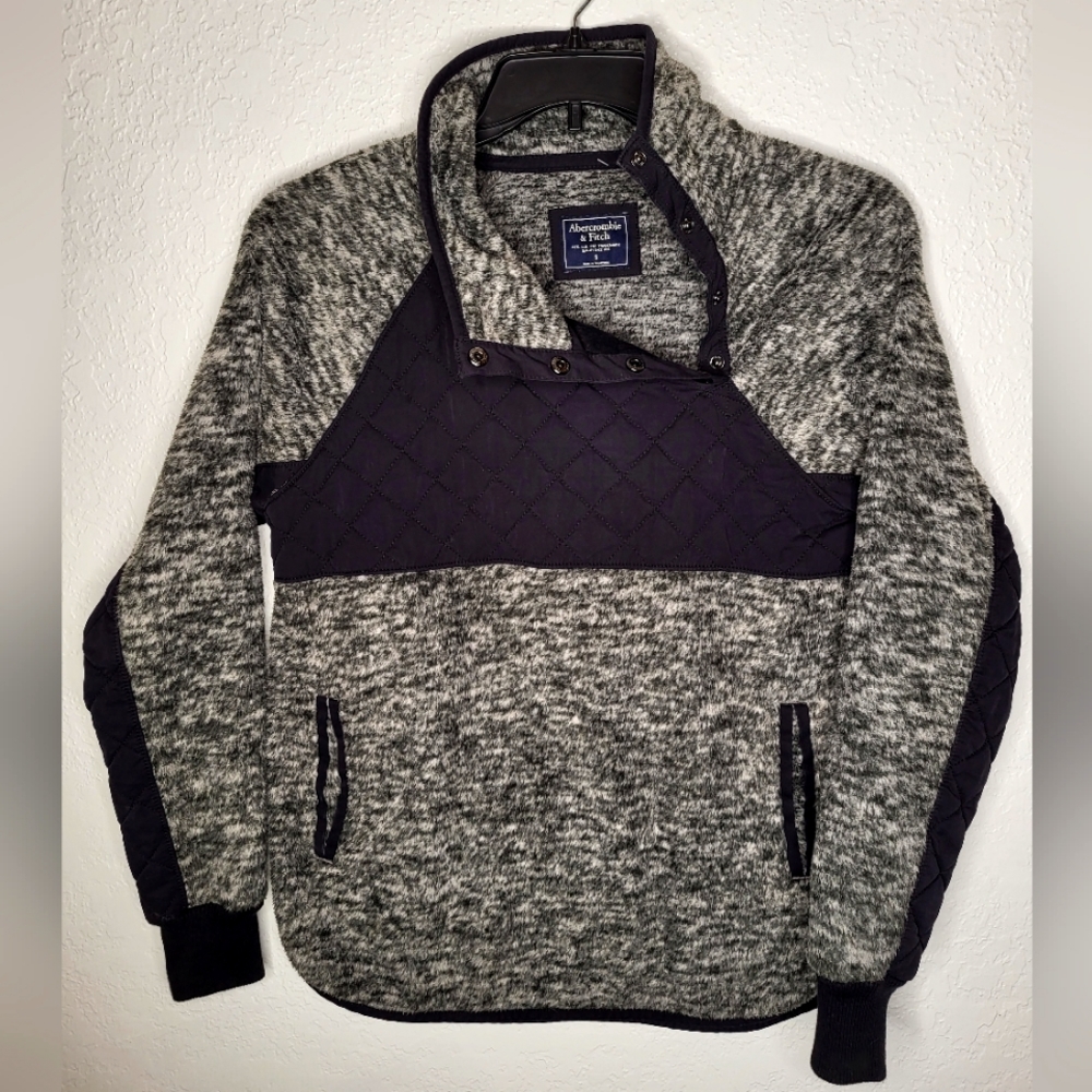 Abercrombie & Fitch Pullover
